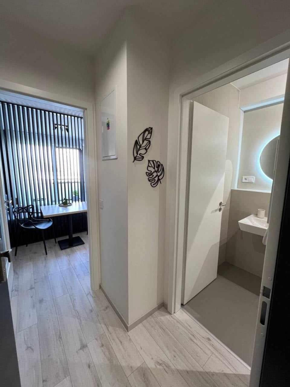 M&M1 Studio Apartment Near Center With Free Parking - Ac Caşonia Exterior foto